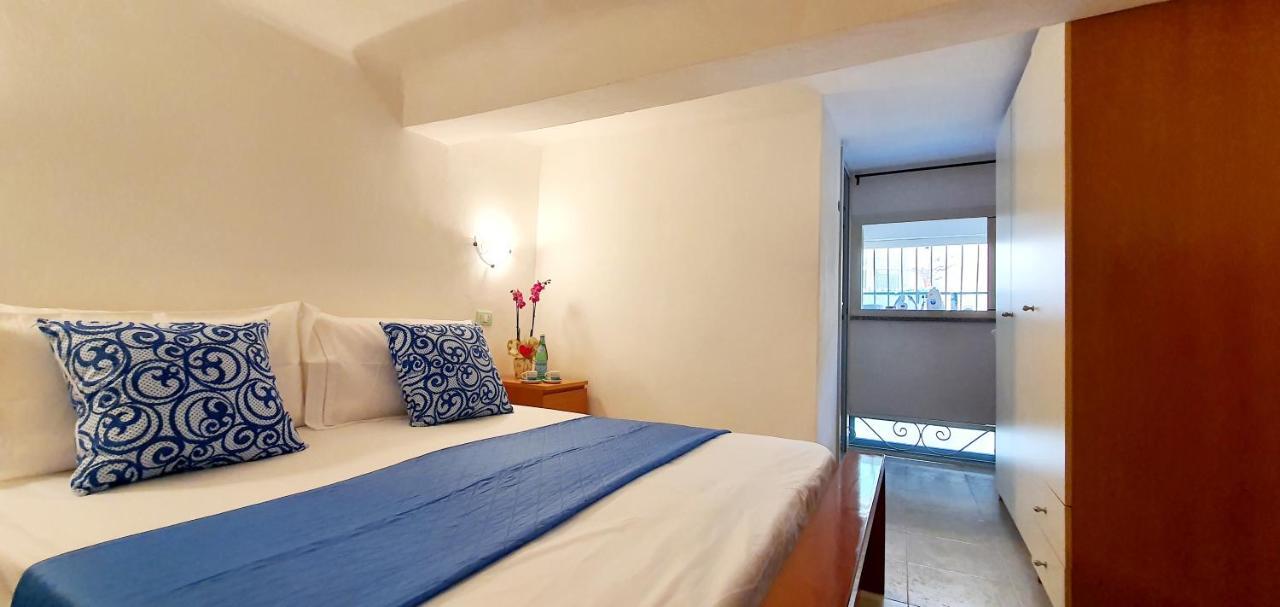 Pieno Centro Apartment Тропея Экстерьер фото